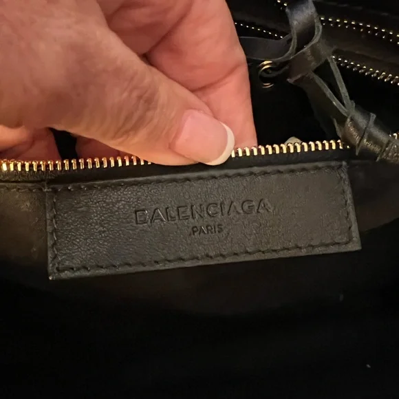 Balenciaga Metal Plate Classic City Bag handbag Pre-loved EUC - Picture 15 of 15